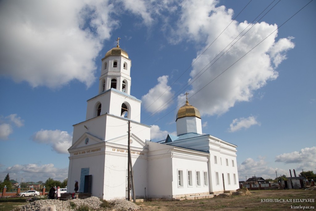 Каменный брод пензенская область. Каменный брод Самарская область. Храм в Каменном броде Волгоградская область. Село каменный брод Татарстан. Погода каменный брод Красноармейский.